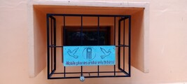 20230120_073213-av-sign-mobile-phones-harmful.jpg