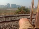 20221222_102658-indien-train-view-endlose-neue-suburbs.jpg